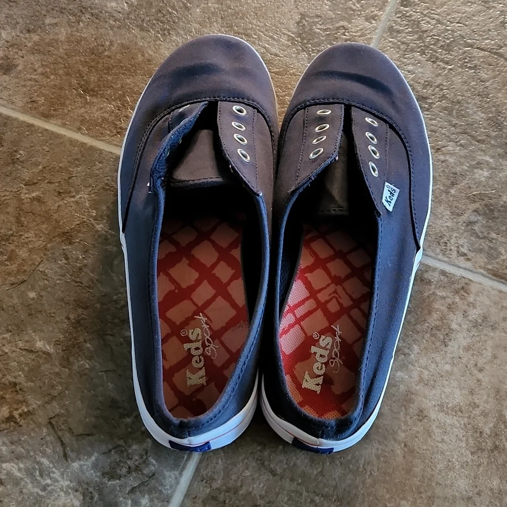 Keds - Picture 2 of 5